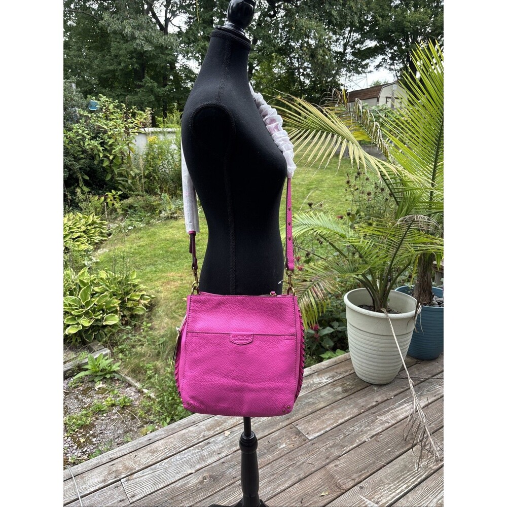 BNWT Luca Triple Entry Knockout Pink American Leather Co Cross Body Purse Bag